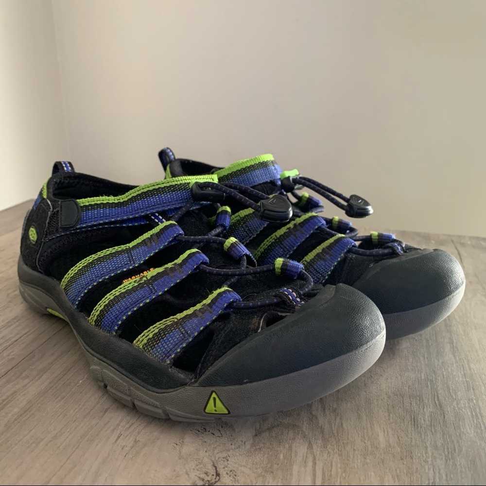 Keen blue/green Newport H2 waterproof hiking Sandals